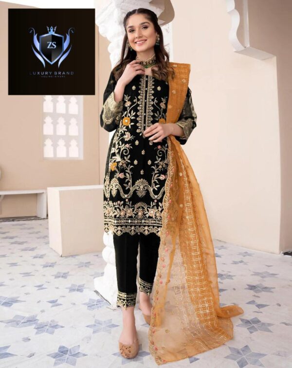 Adorable suit with dupatta