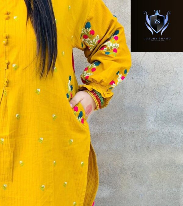 CASUal Kurti With Emb Flapper - Image 2
