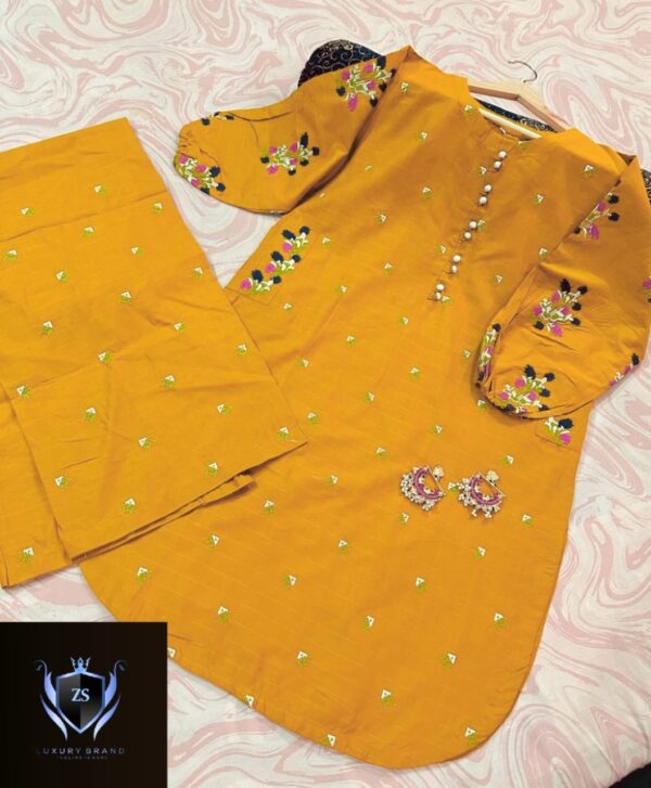 CASUal Kurti With Emb Flapper - Image 8