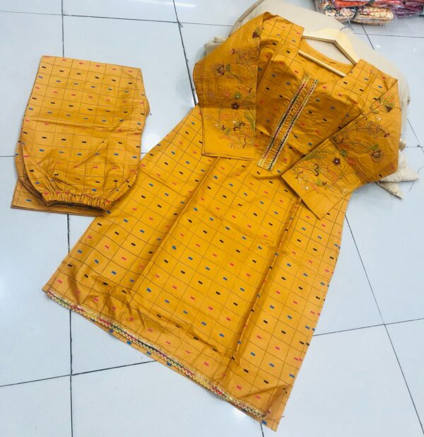 Beautiful Printed Cotton 2Pc Suit - Image 6
